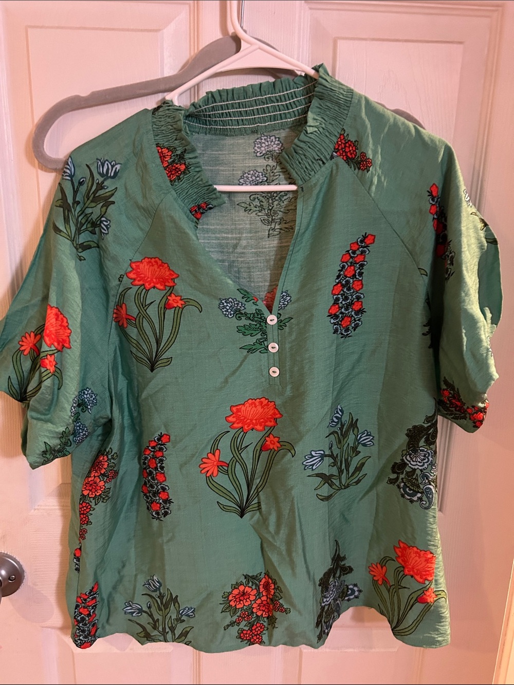 Women’s Floral Button Henley Top - Green